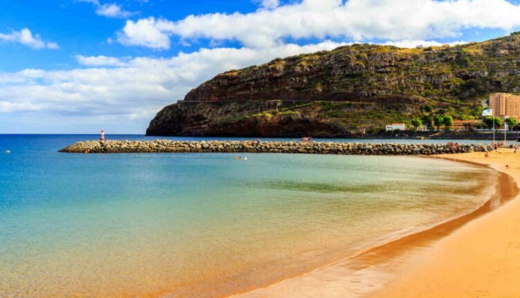 Praia de Machico​