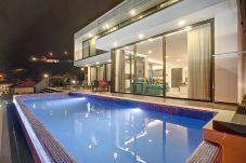 Villa in Ribeira Brava - Villa Ocean Haven by Atlantic Holiday